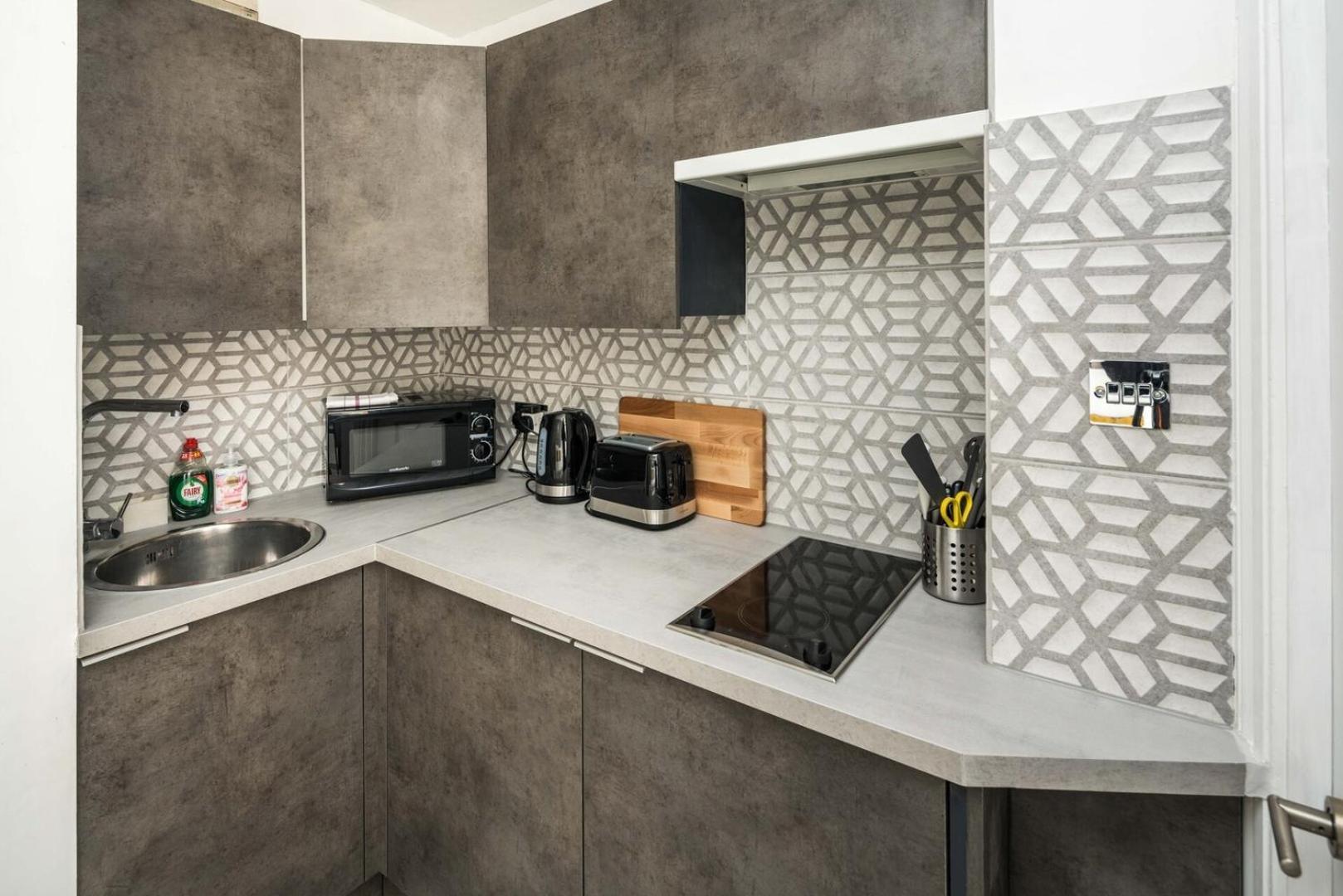 New Sleek & Modern Studio In The Heart Of Chelsea London Exterior foto